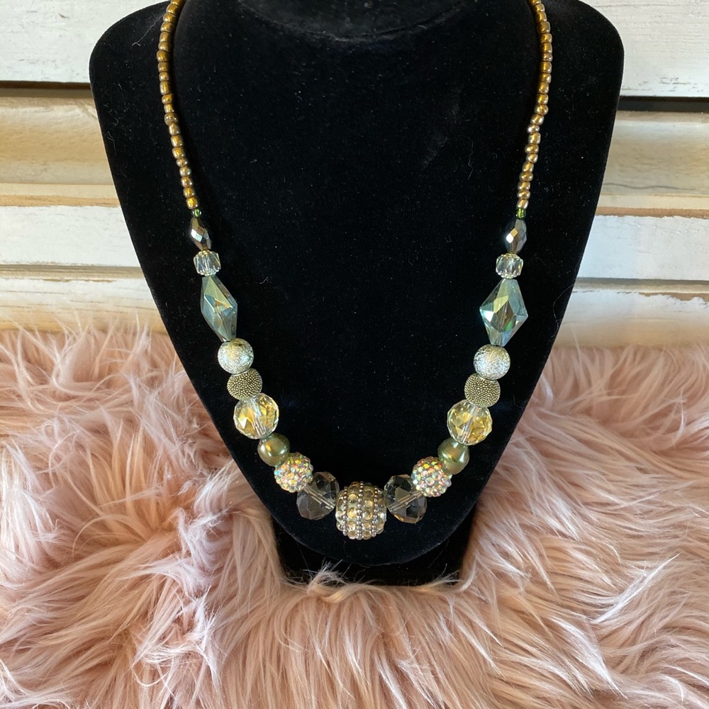 Handmade Beaded Necklace - Picture 3 of 4